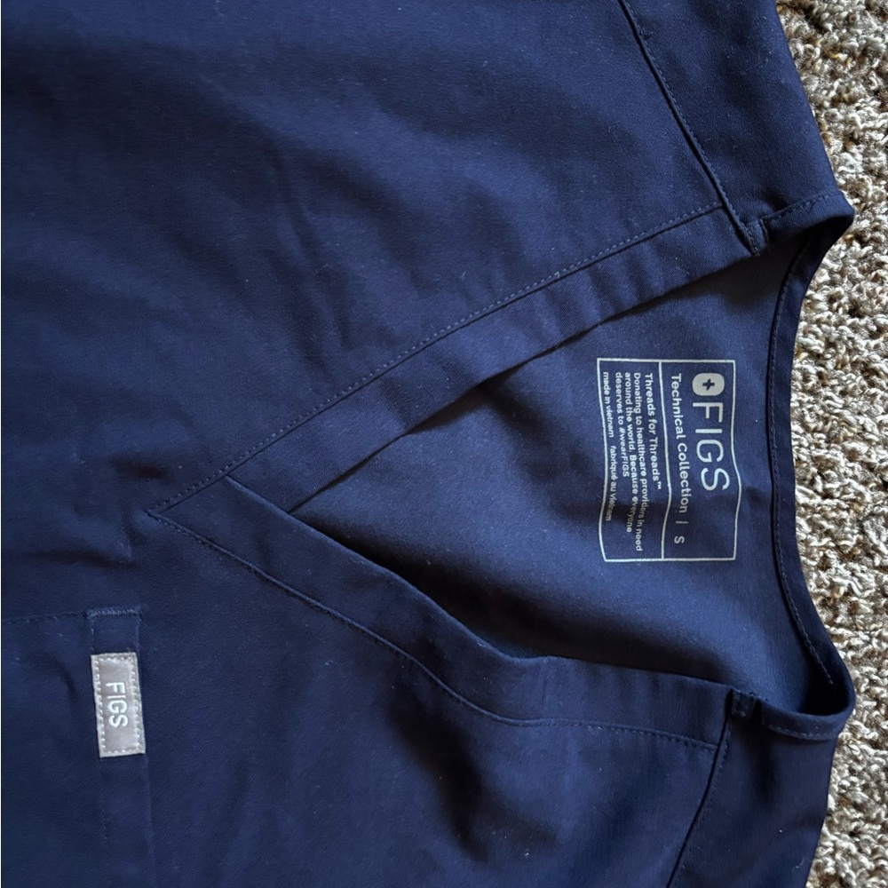 Figs Navy Blue Scrub Top and Jogger Pants Set - Picture 3 of 4